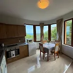 Riviera Sea Apartment *